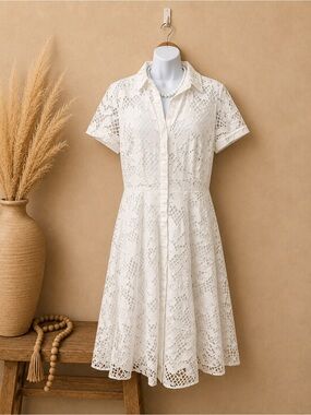 Ann Taylor - Women's White Lace Shirt Dress - Button Down -Size 4